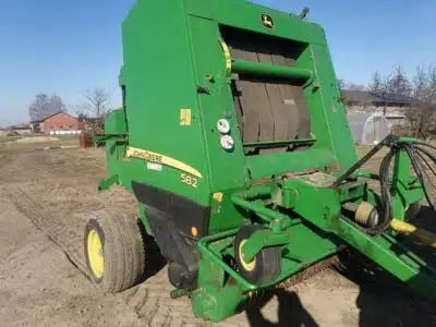 prasa john derre 582. pług kverneland VD 85