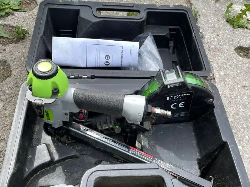 Zszywacz pneumatyczny stinger CS150B