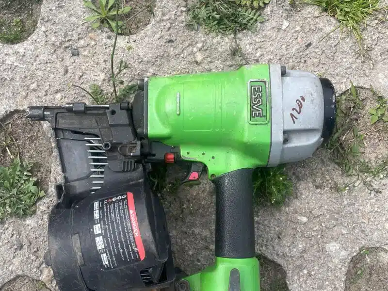 Gwoździarka pneumatyczna Essve CN15/90