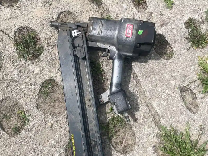 Gwoździarka pneumatyczna Senco