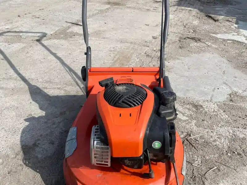 Kosiarka spalinowa Husqvarna LC247S