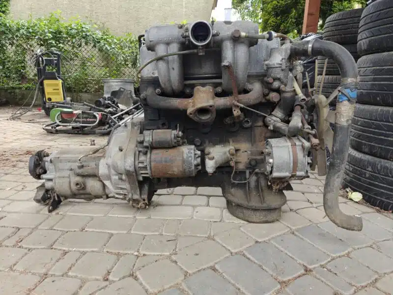 Silnik OM615 Mercedes W115 Diesel + większość innych części z auta