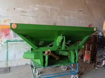 Rozsiewacz nawozów Amazone ZA-M 1000