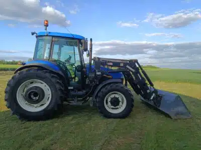 Sprzedam New Holland TD 5050