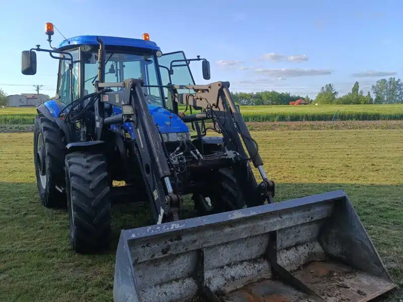 Sprzedam New Holland TD 5050