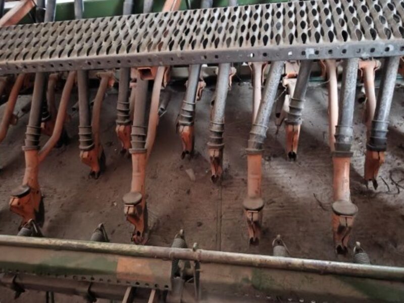 Agregat uprawowo siewny Amazone AD-302