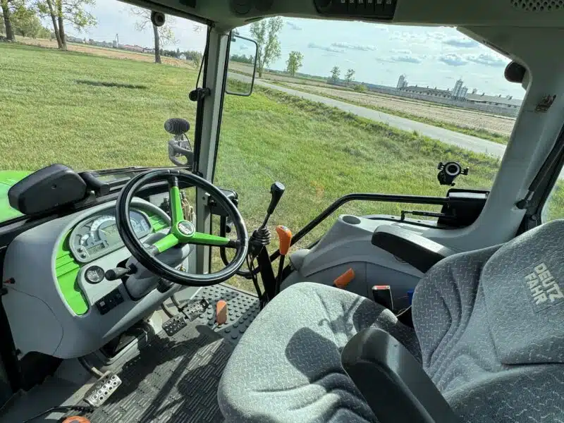 Deutz-fahr agrofarm 410 z ładowaczem czołowym