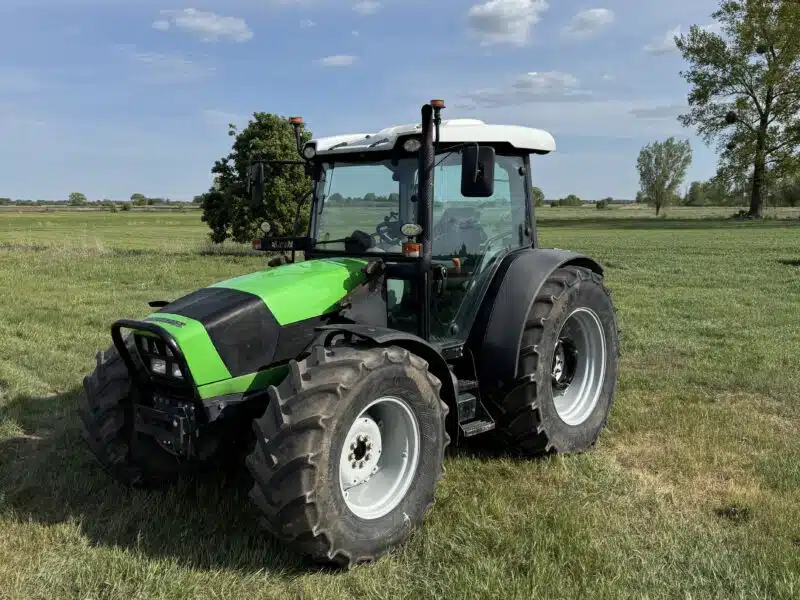 Deutz-fahr agrofarm 410 z ładowaczem czołowym