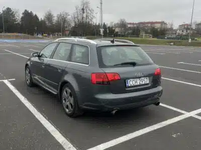 AUDI A4 B7 AVANT