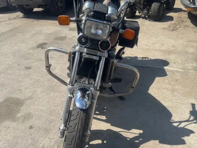 Honda Magna 700