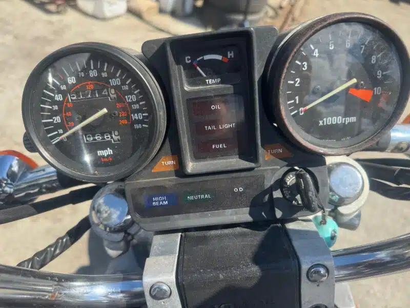 Honda Magna 700