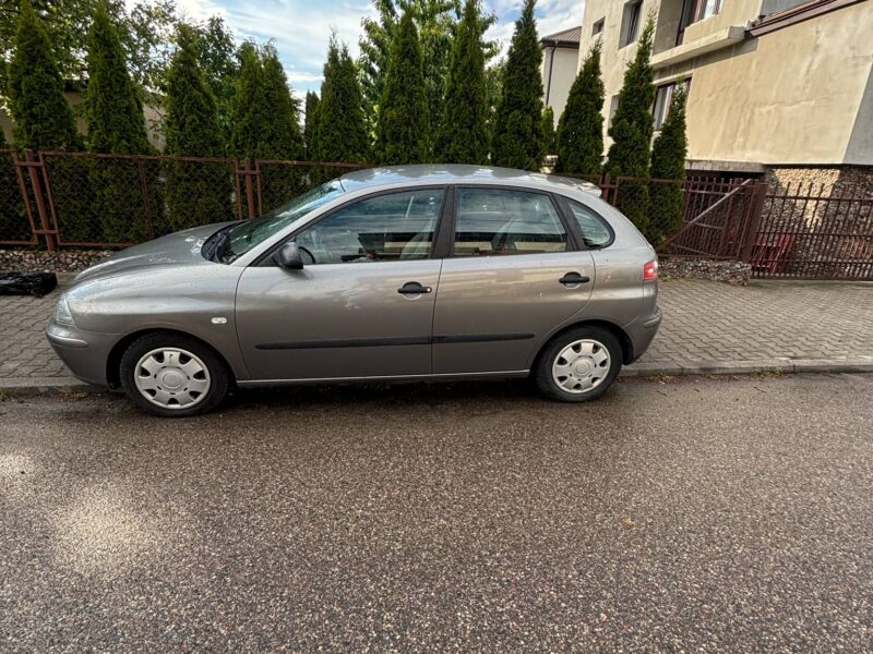 Seat ibiza niski przebieg 170 tys