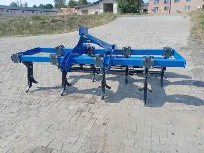Pług dłutowy M-Pirat producent Dziekan do 35cm głębokość pracy