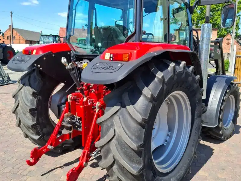 McCormick CX95 z ładowaczem STOLL (CASE MX90 MX100)