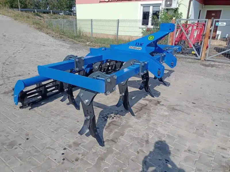 Pług dłutowy M-Pirat producent Dziekan do 35cm głębokość pracy