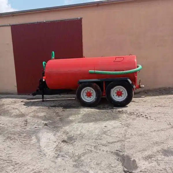 Beczkowóz beczka wóz asenizacyjny 6000l