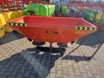 Rozsiewacz dwutarczowy nawozów Demarol