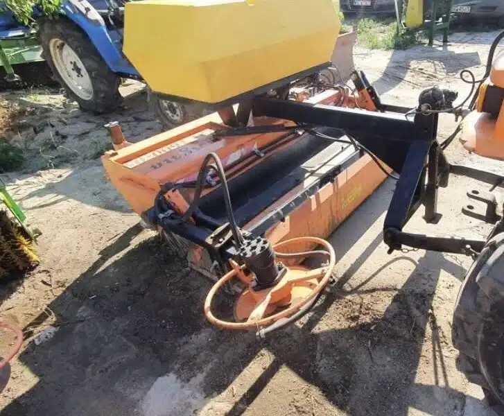 Zamiatarka Pronar 1600 na mokro!
