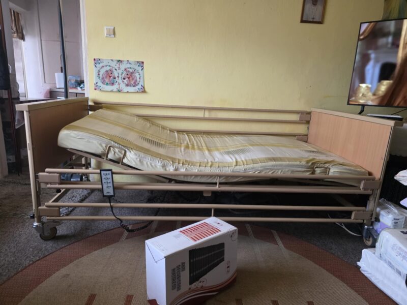 Łóżko rehabilitacyjne elektryczne