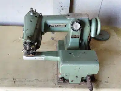 Podszywarka Treasure BS-140 z silnikiem Juki