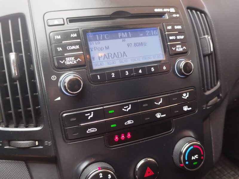 Hyundai i30 1.4 benzyna bezwypadkowy