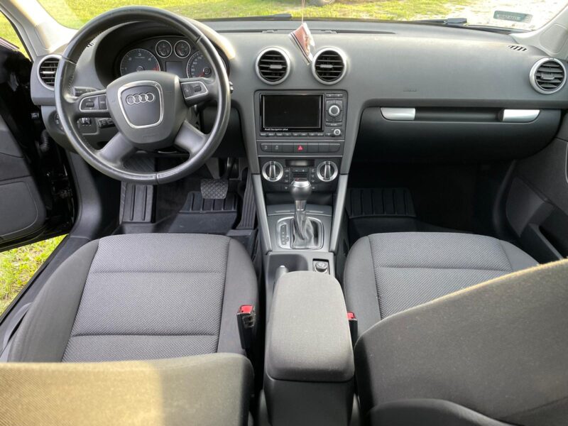Audi A3 8P 2012r