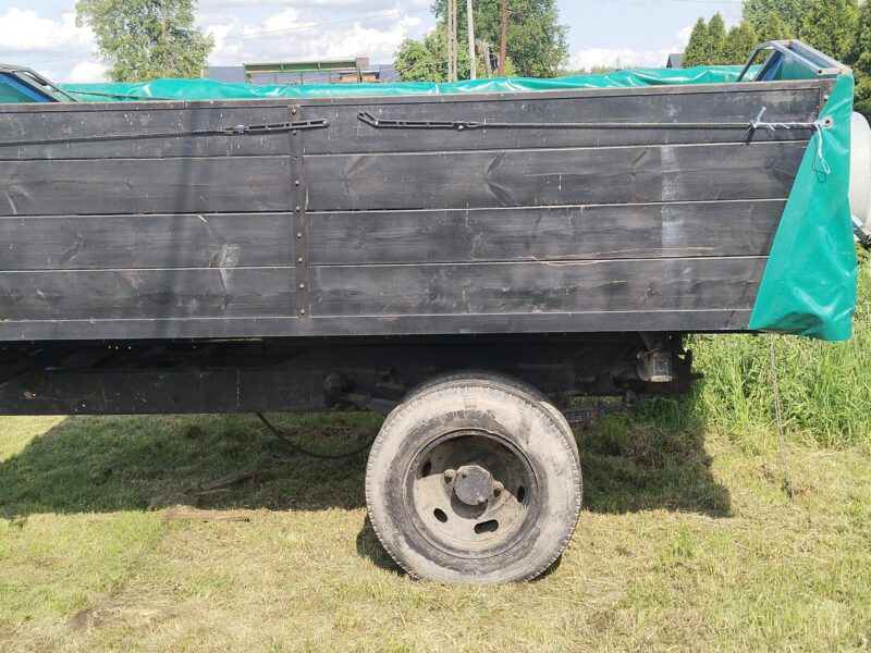 Przyczepa rolnicza wywrotka 3 stronny wywrot