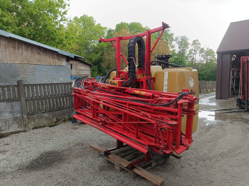Opryskiwacz Rau D2 1600l 18m