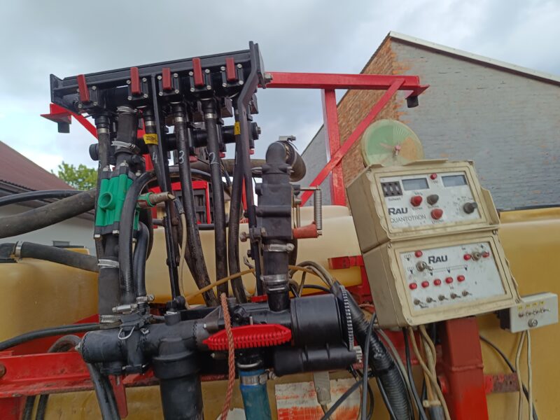 Opryskiwacz Rau D2 1600l 18m