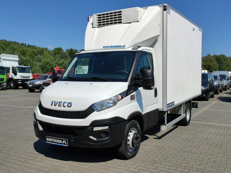 Iveco Daily 70C17 Chłodnia Hakowa / Hakówka Agregat THERMO KING V-500 70C17 Chłodnia Hakowa / Hakówka Agregat THERMO KING V-500 MAX