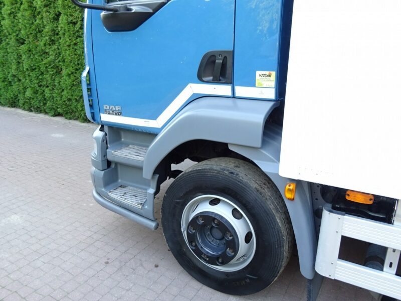 DAF LF 55.220 Euro 5 kontener 14 palet Winda ! Sprowadzony Daf LF 55.220 Euro5 Kontener 14p Winda, Tylko 491 tys.km!
