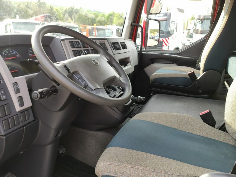 Volvo FL12.240 E6 Firana Tył Drzwi Dach Zsuwany Bogato Wyposażony !!! Ład-5523kg DMC-11990kg Kabina Glob Salon PL Zadbany Super STAN !!!