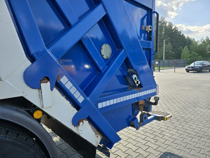 DAF LF 2011 Śmieciarka MOL PUSHER 2000 LF 2011 Śmieciarka MOL PUSHER 2000