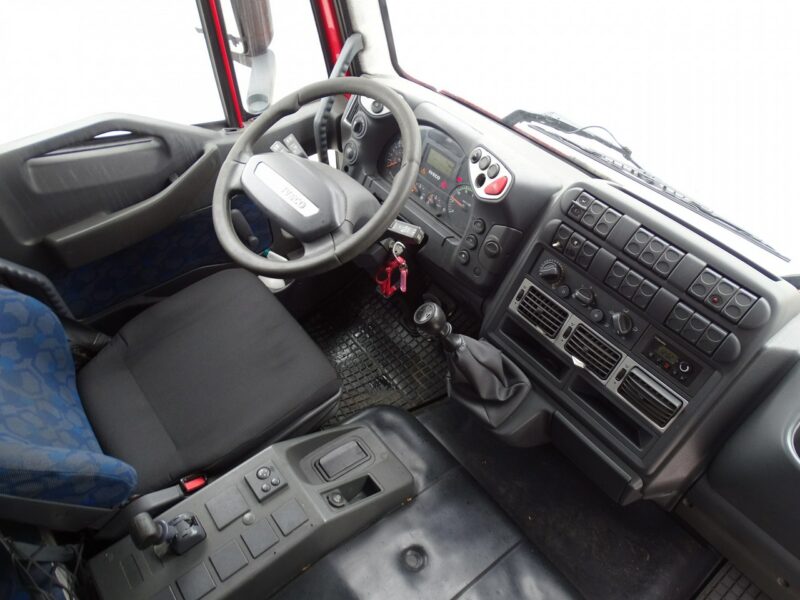 Iveco EuroCargo 120E22 Kabina Sypialna Glob Klima Webasto Kontener Izotermiczny Zarejestrowany Winda