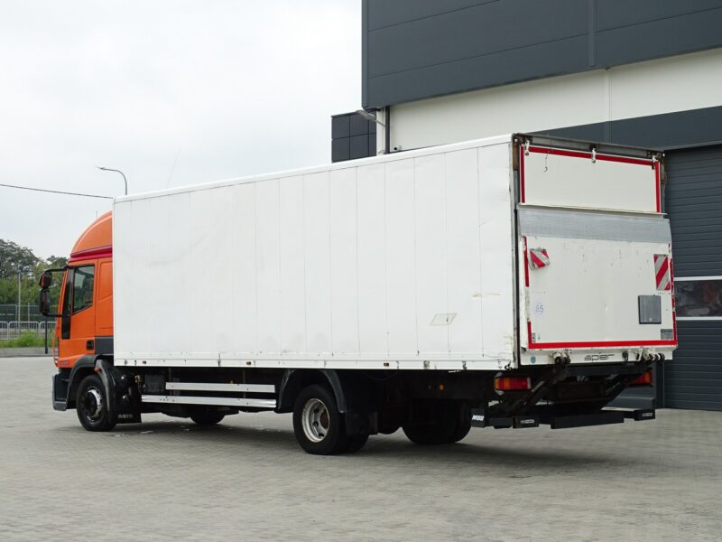 Iveco EuroCargo 120E22 Kabina Sypialna Glob Klima Webasto Kontener Izotermiczny Zarejestrowany Winda