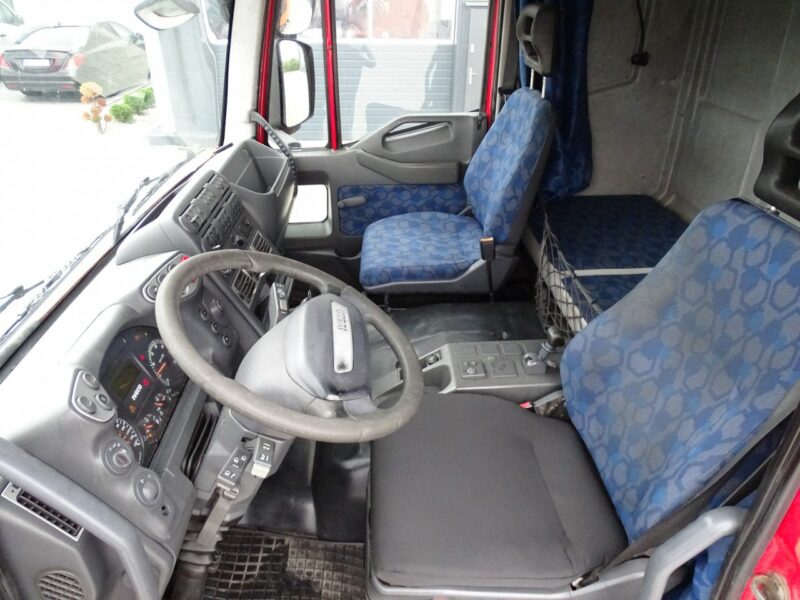 Iveco EuroCargo 120E22 Kabina Sypialna Glob Klima Webasto Kontener Izotermiczny Zarejestrowany Winda