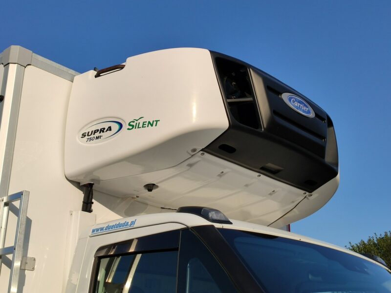Iveco Daily 70C17 Mroźnia Ściana Grodziowa Multitemperatura Podwójny Parownik Agregat Supra 750 Boczne Drzwi+Tył Winda DHOLLANDIA