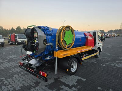 Mitsubishi ROM SMART COMBI WUKO GORĄCA WODA DO CZYSZCZENIA KANAŁÓW WUKO gorąca woda asenizacyjny separator beczka odpady kanalizacja