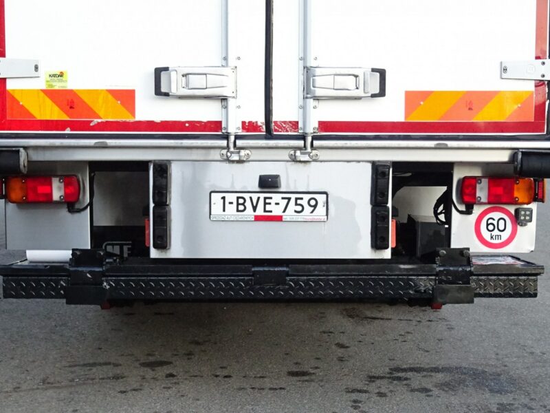 MAN TGM 18.250 Euro 5 chłodnia 20 palet winda sprowadzony MAN TGM 18.250 euro 5 chłodnia carrier supra 950 20 palet ks.serwisowa