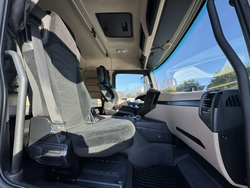 Mercedes ACTROS 1840 Euro 6 ADR HYDRAULIKA Niska Kabina Standard !!! Waga: 6800kg Serwisowany Zadbany Bezwypadkowy Super Stan !!!