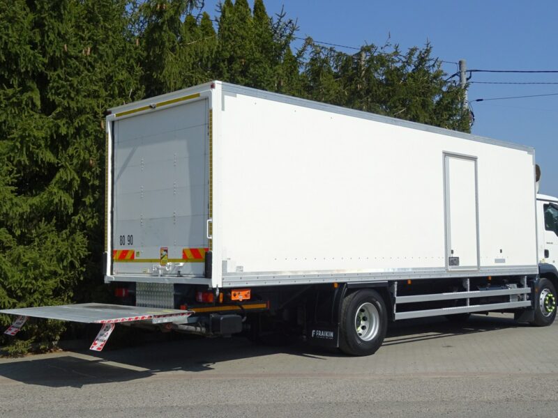 MAN TGM 18.250 Euro 6 kontener 21p. ład. 10300kg! Winda Sprowadzony MAN TGM 18.250 Euro6 ład. 10300kg, kontener 21 palet winda Sprowadzony