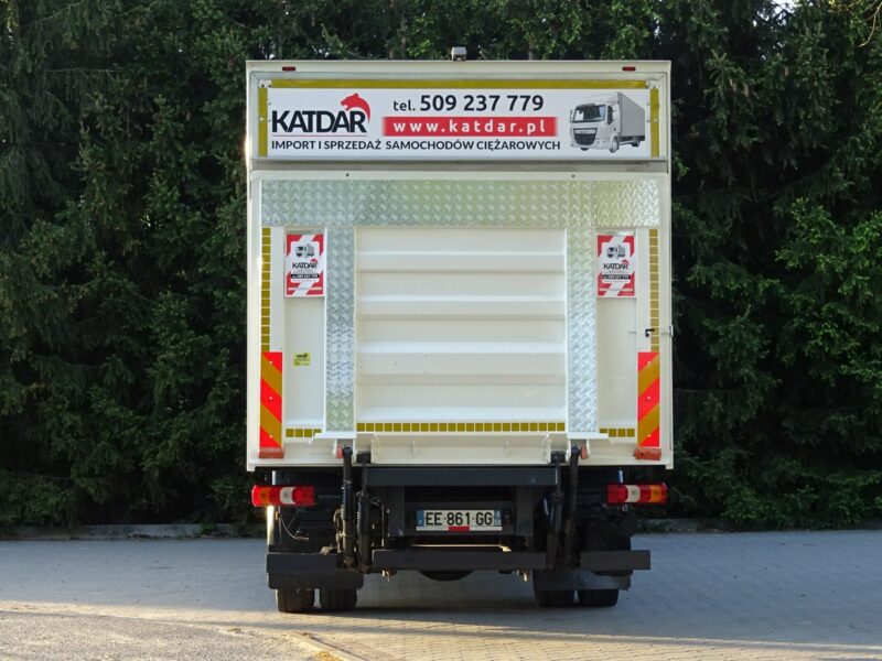 Mercedes Atego 1318 Euro 6 kontener 18p winda tylko 389km Mercedes Atego 1318 Euro 6 tylko 389tys.km Udokumentowane kontener