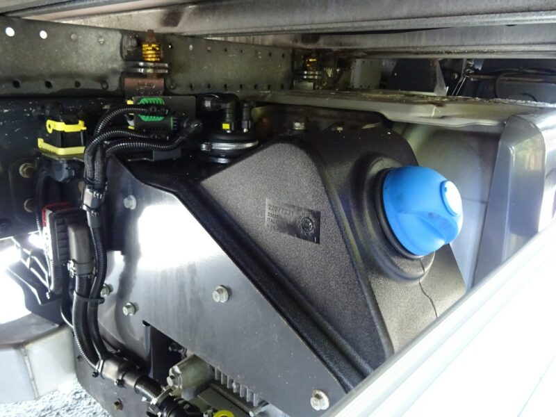 Renault Midlum D12 Euro 6 kontener 18p z windą klapa sypial sprowadzony! renault Midlum D12 Euro6 sypialna kontener winda 18 palet