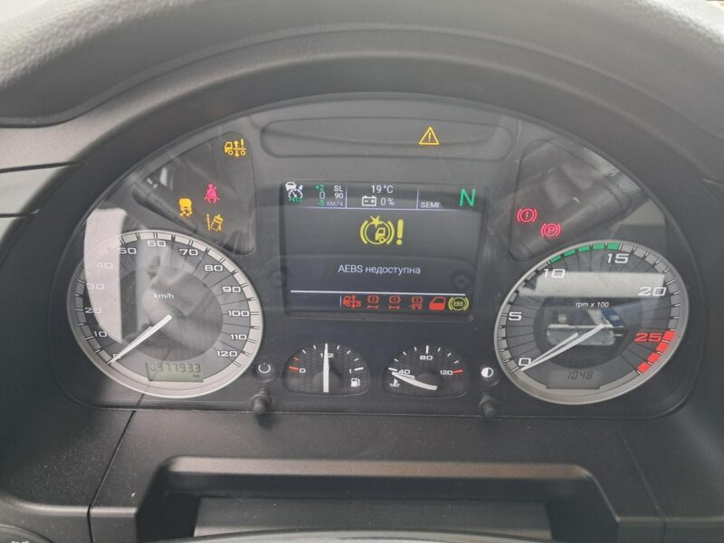 Iveco as 440 s49