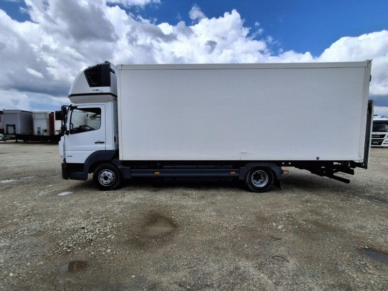 Mercedes atego