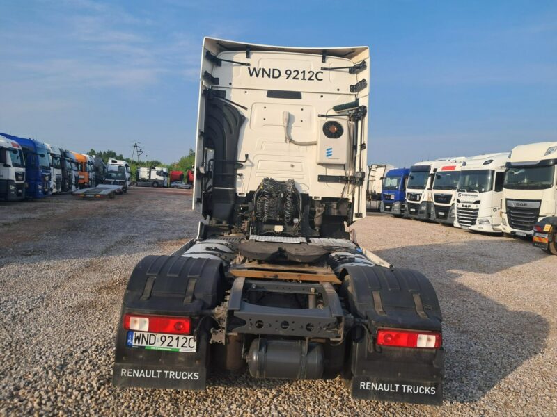 Renault T