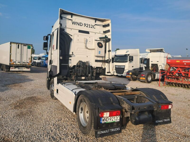 Renault T