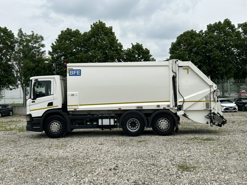 Scania p 320