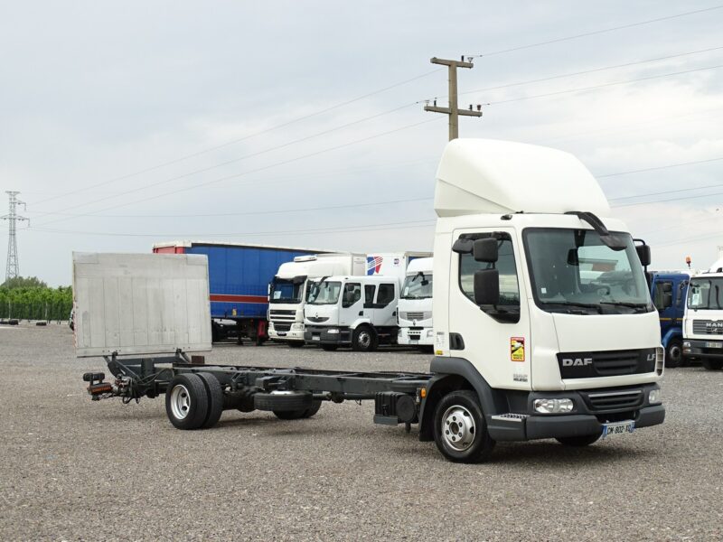 DAF LF 45.210 Laweta Pomoc Drogowa Specjalny Przebieg Udokumentowany, Hydrauliczna klapa najazdowa, EURO 5,Poduszki