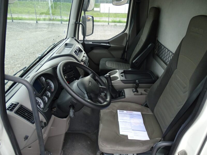 DAF LF 45.210 Laweta Pomoc Drogowa Specjalny Przebieg Udokumentowany, Hydrauliczna klapa najazdowa, EURO 5,Poduszki